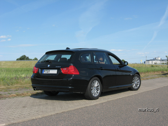 BMW 320i Touring Automatik SIXT LEJ
