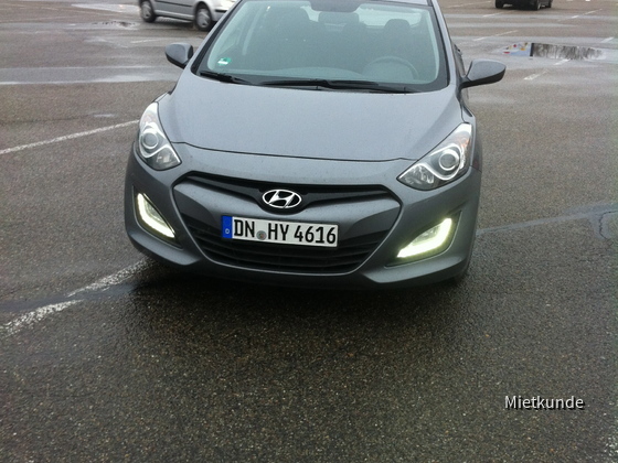 Hyundai i30 26.11.-29.11. Hertz Mannheim